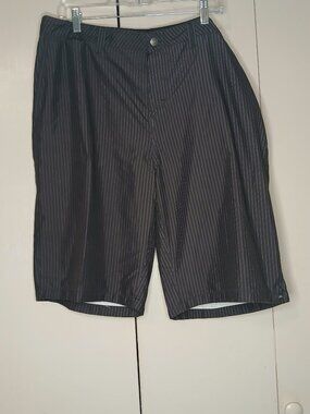Quiksilver Amphibian Hybrid Black White Pinstriped Board Shorts (1054C4)